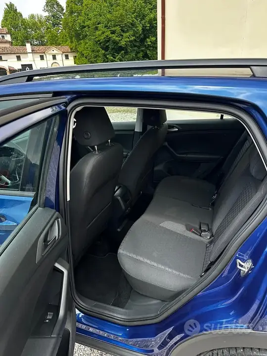 Volkswagen T-Cross 2023 photo 5