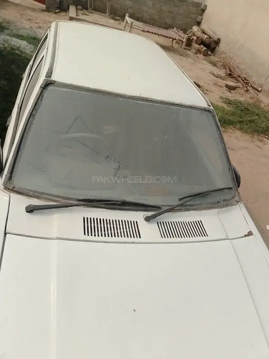 Suzuki Khyber