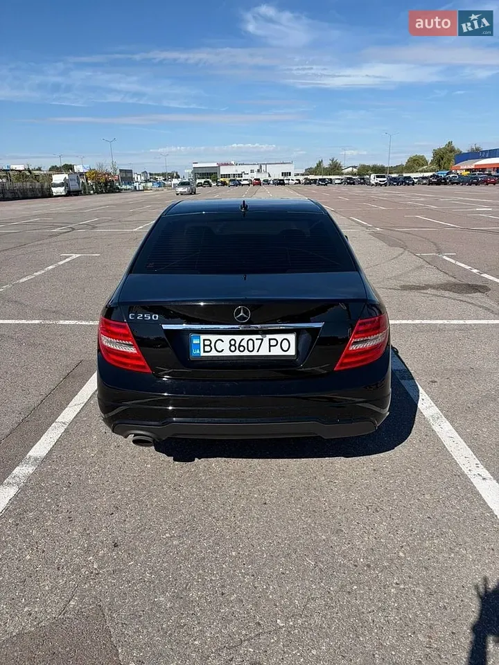 Mercedes-Benz C-Class 2013 photo 4