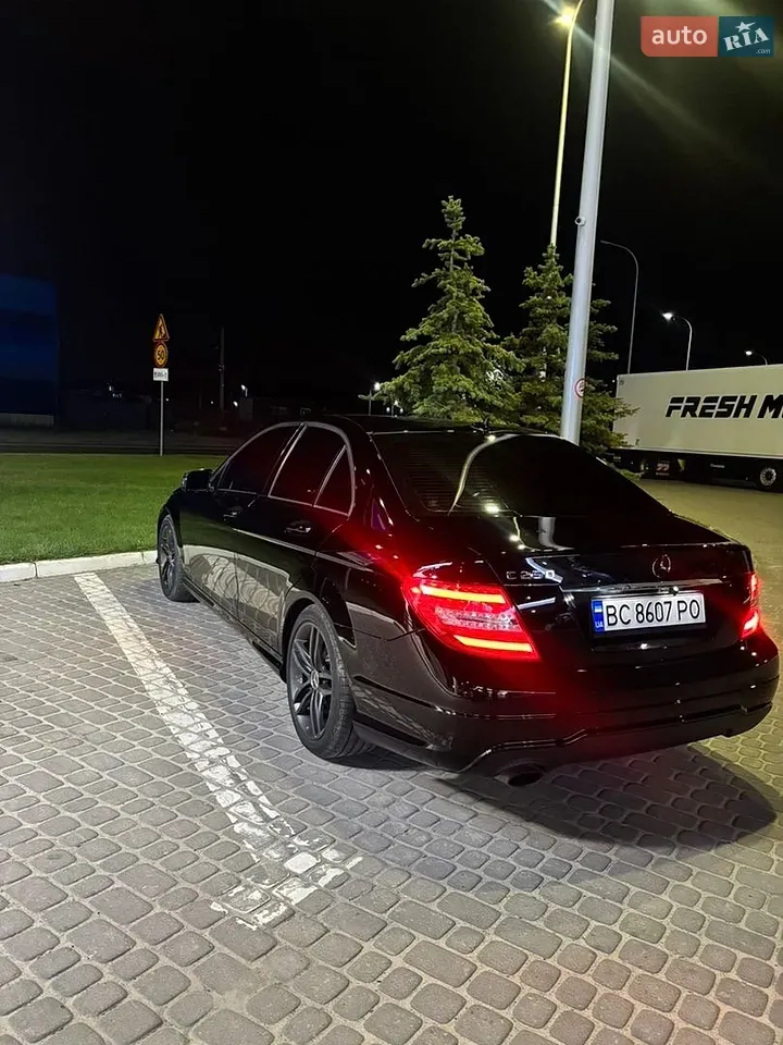 Mercedes-Benz C-Class 2013 photo 2