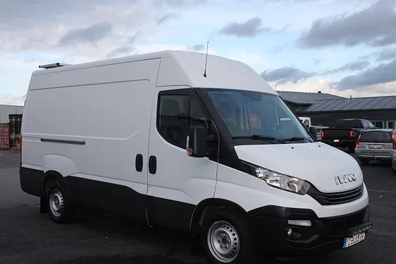 Iveco Daily 2018 photo 2