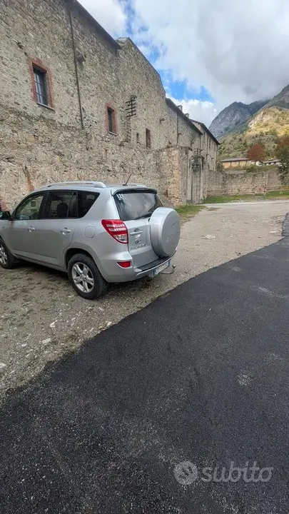 Toyota Rav4 2009 photo 3