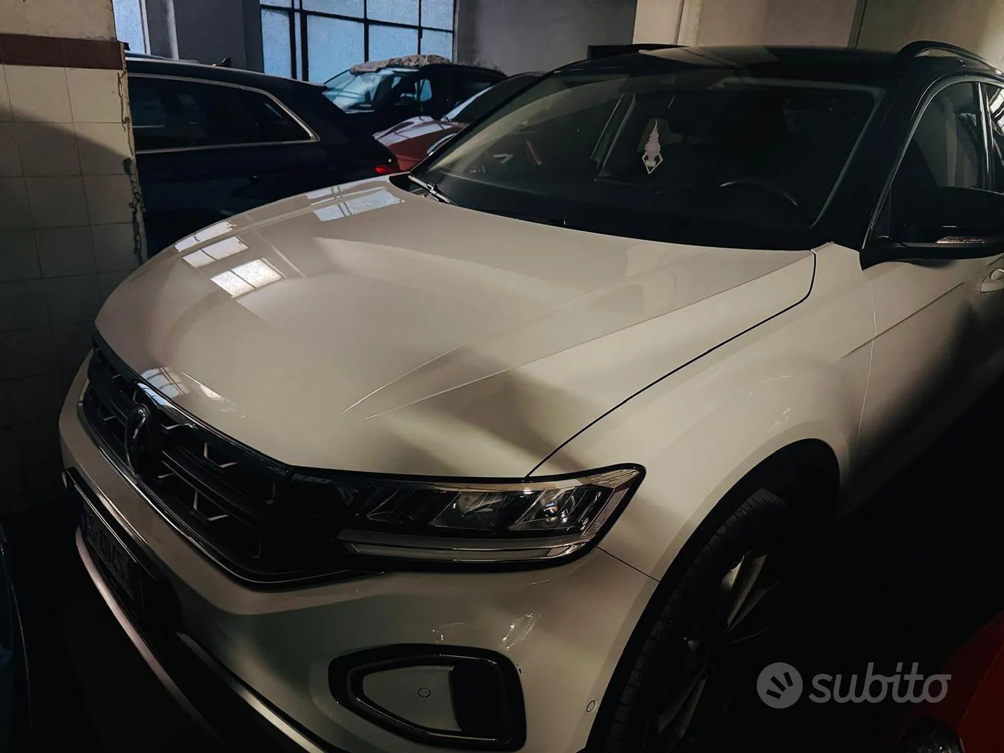 Volkswagen T-Roc 2024 photo 2