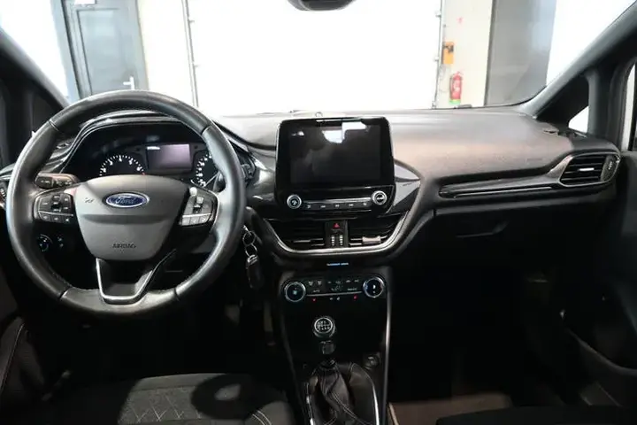 Ford Fiesta 2020 photo 2