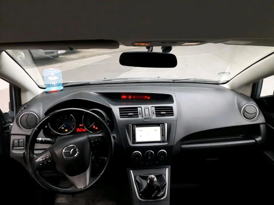 Mazda 5