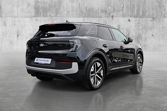 Ford Explorer 2026 photo 5
