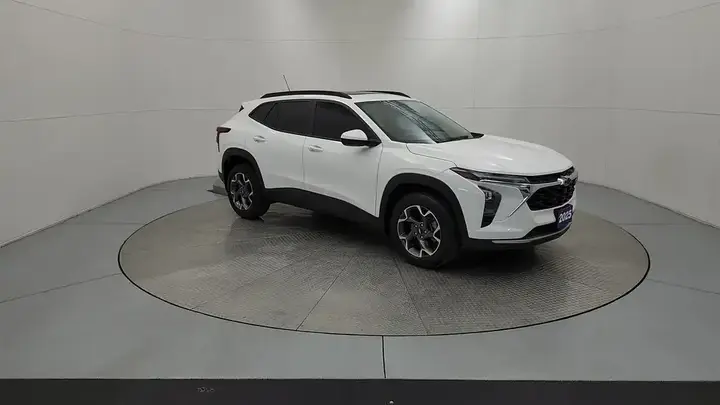 Chevrolet Trax 2025 photo 2