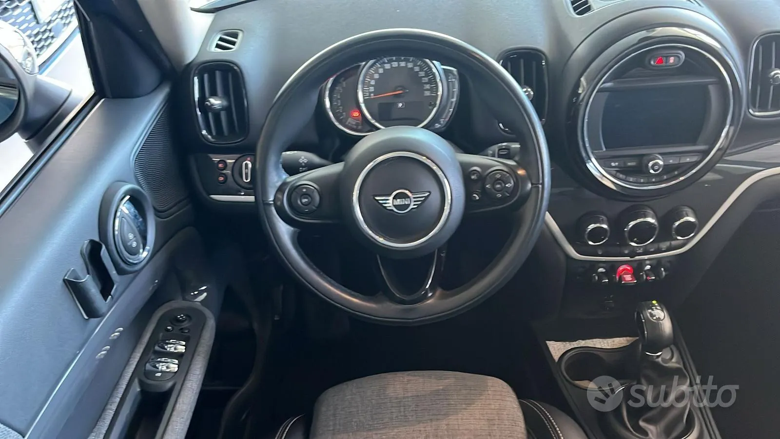 Mini Mini Countryman 2018 photo 5