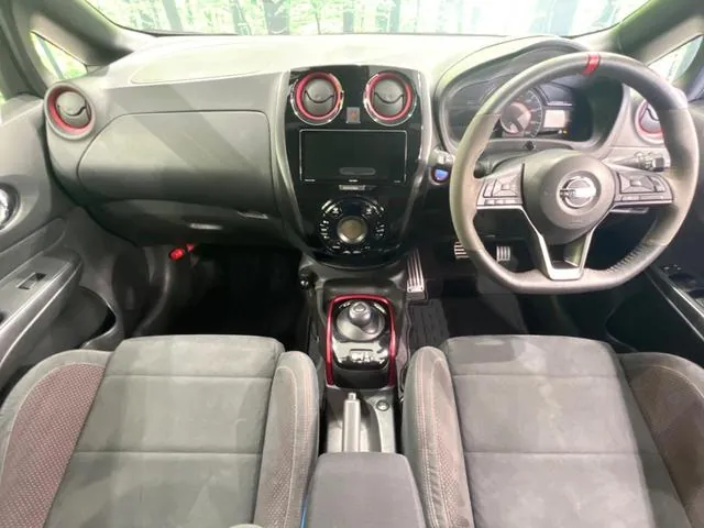 Nissan Note 2020 photo 2