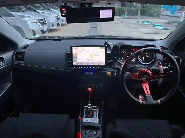 Mitsubishi Lancer Evolution photo 5
