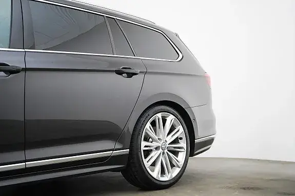 Volkswagen Passat 2019 photo 3
