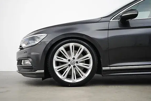 Volkswagen Passat 2019 photo 2