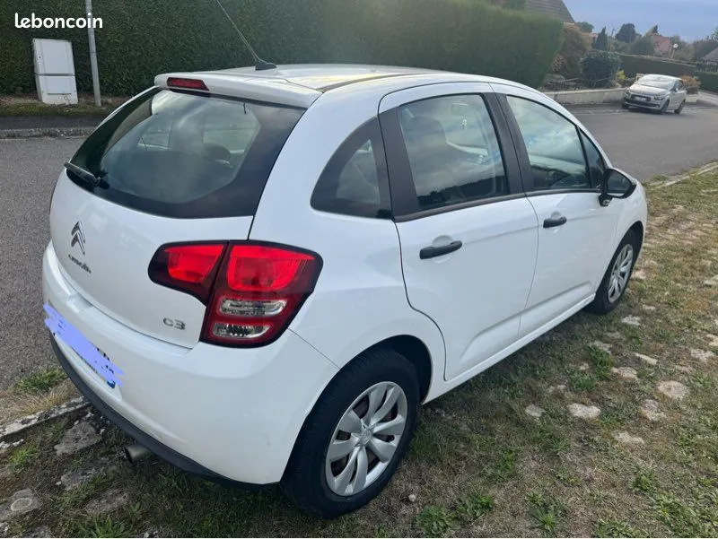Citroen C3 2012 photo 2