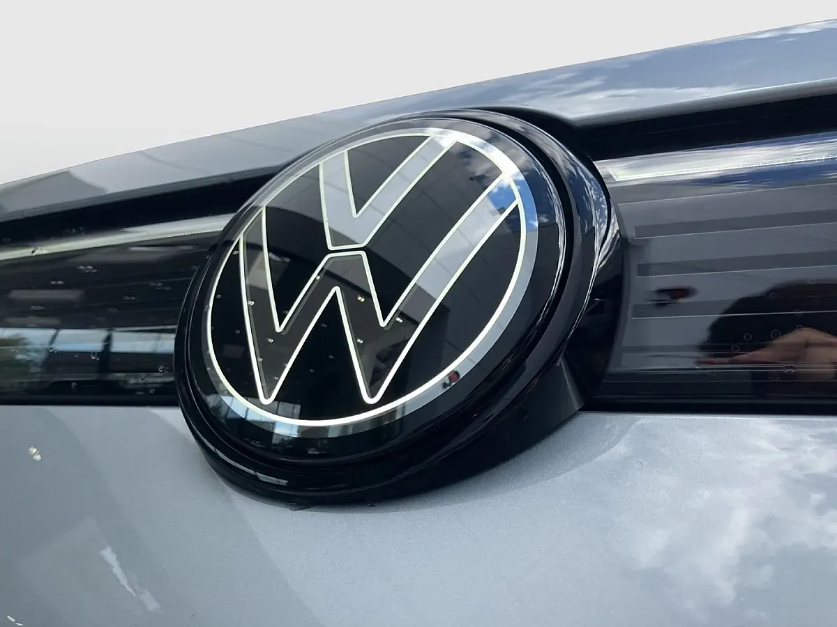Volkswagen Tiguan 2026 photo 2