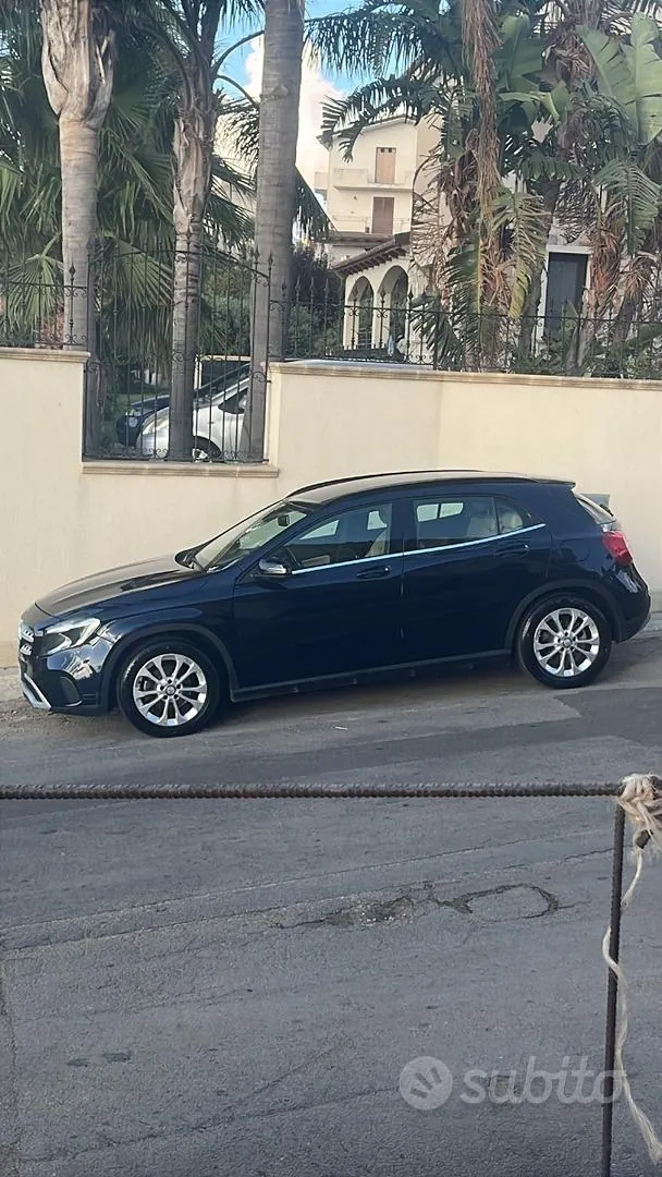 Mercedes-Benz Gla200 2018 photo 3