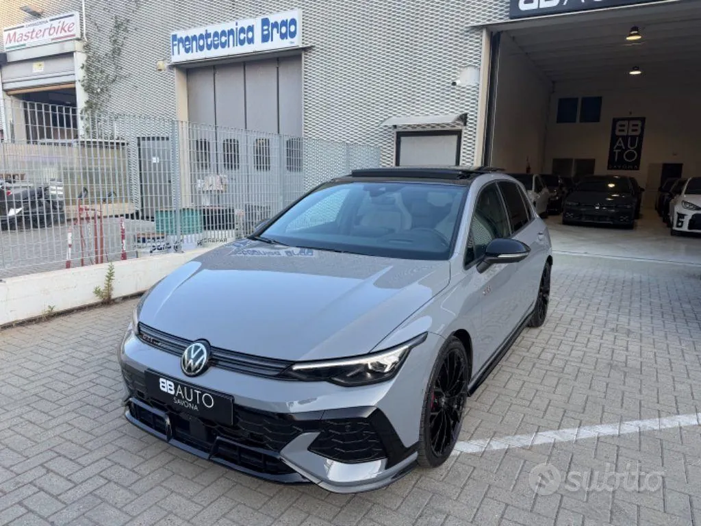 Volkswagen Golf Gti 2024 photo 2