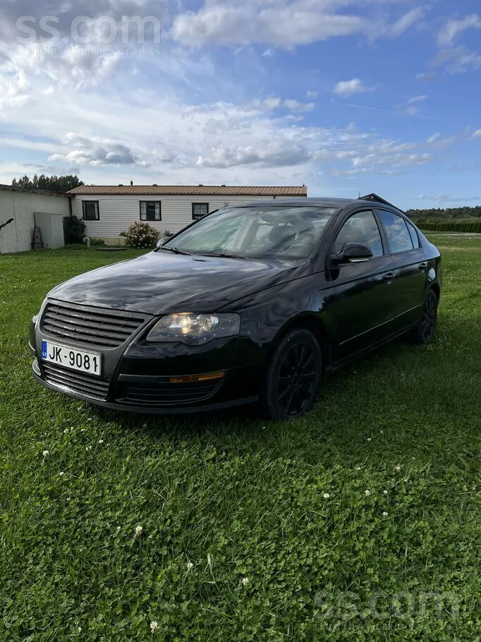 Volkswagen Passat 2005 photo 2