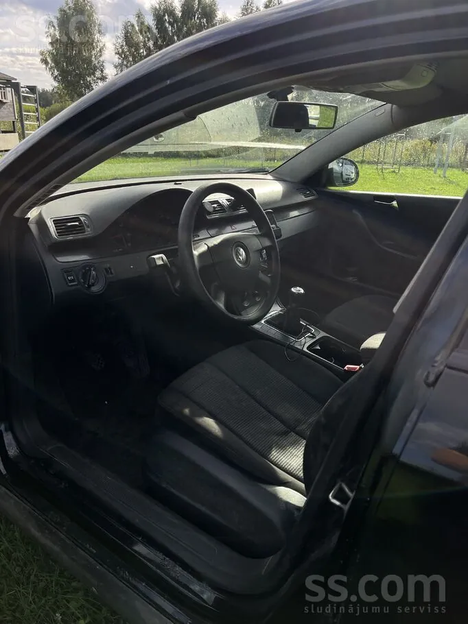 Volkswagen Passat 2005 photo 5
