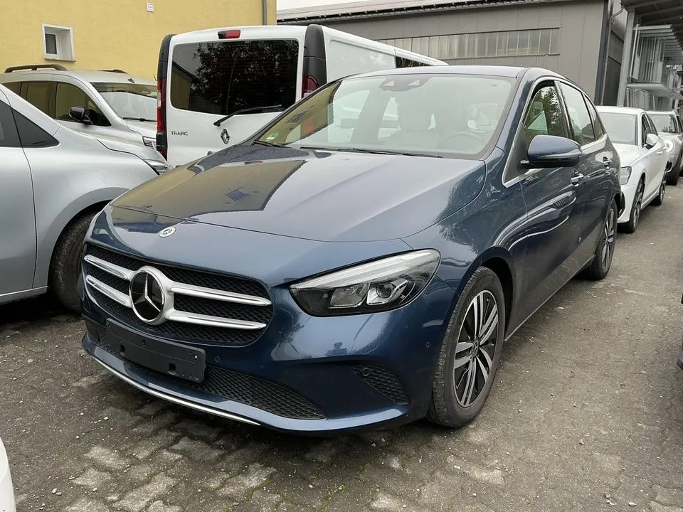 Mercedes-Benz B