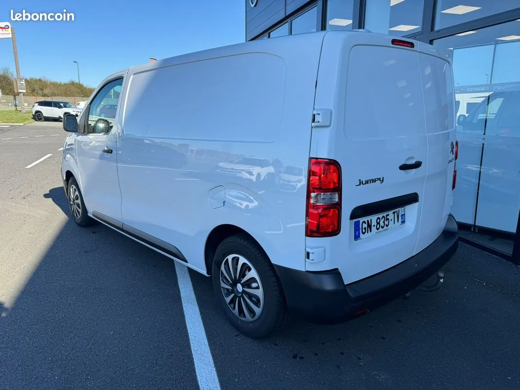 Citroen Jumpy 2023 photo 2
