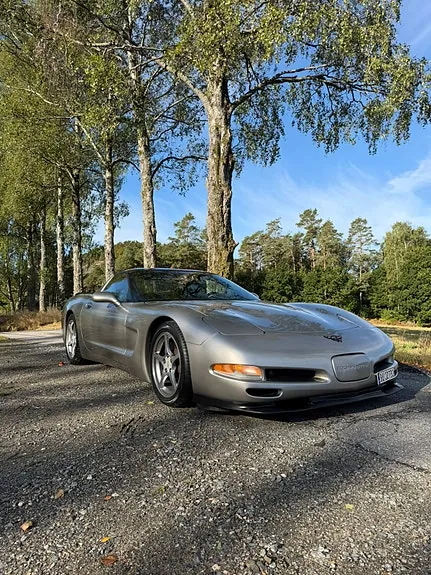 Chevrolet Corvette 1999 photo 2