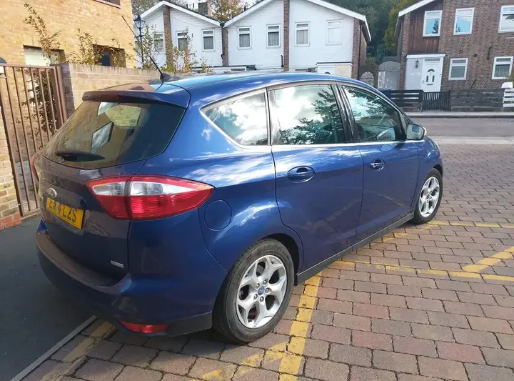 Ford C-Max 2014 photo 4