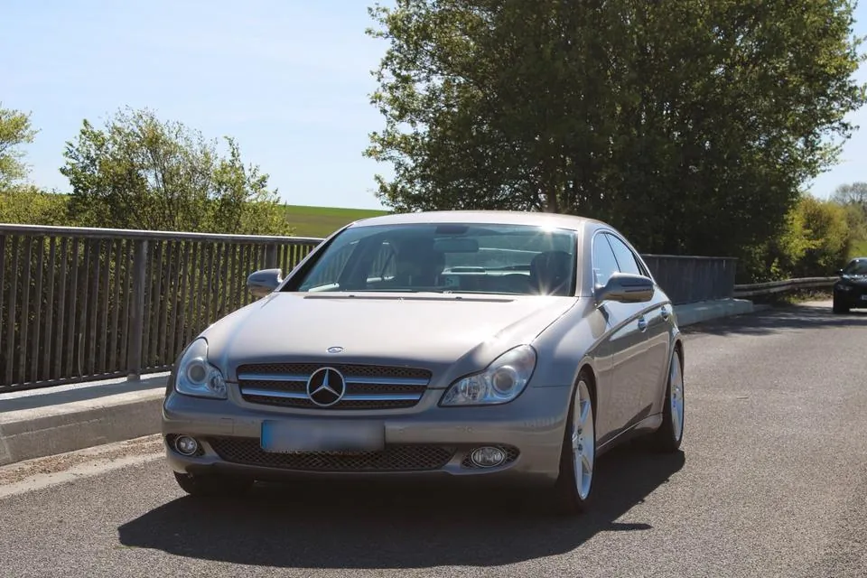Mercedes-Benz Cls 500
