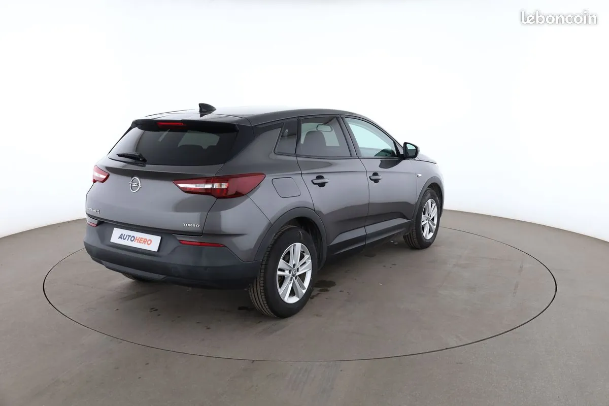 Opel Grandland X 2019 photo 3