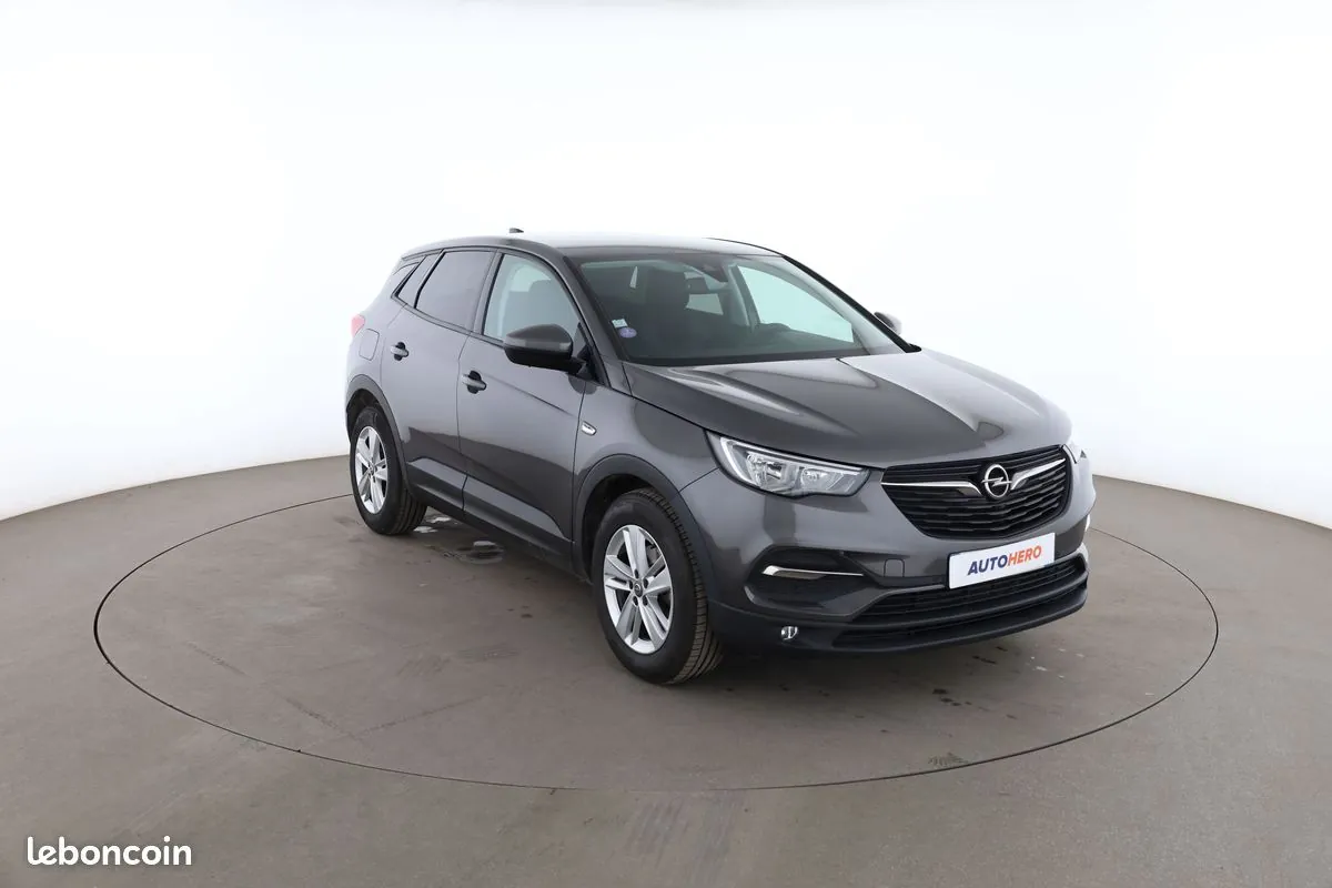 Opel Grandland X 2019 photo 4