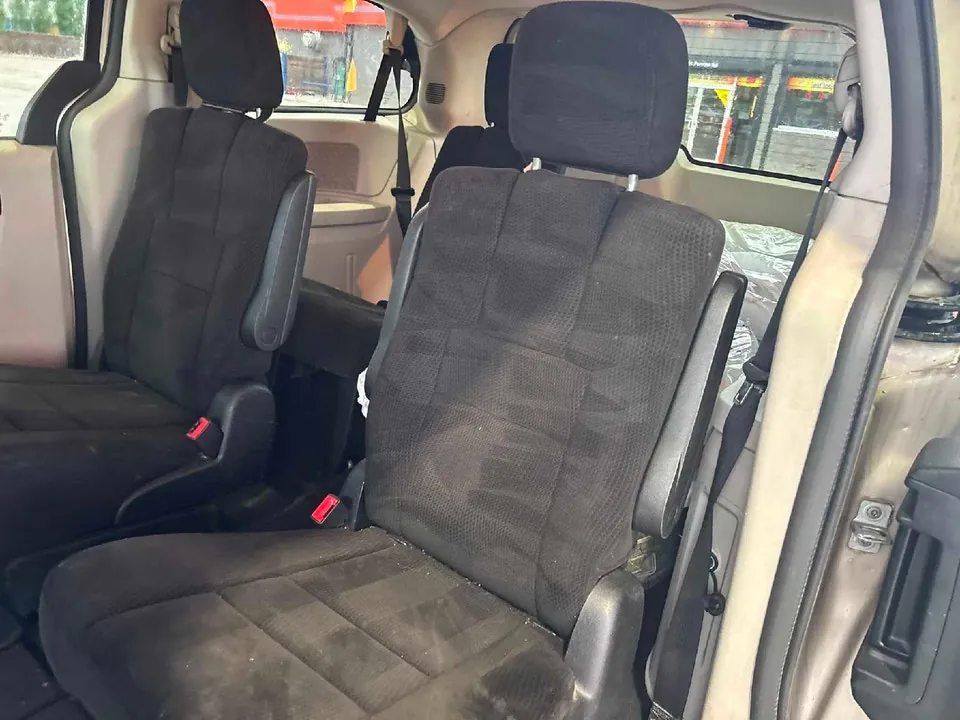 Dodge Caravan 2013 photo 5