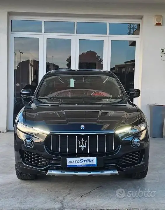 Maserati Levante 2018 photo 2