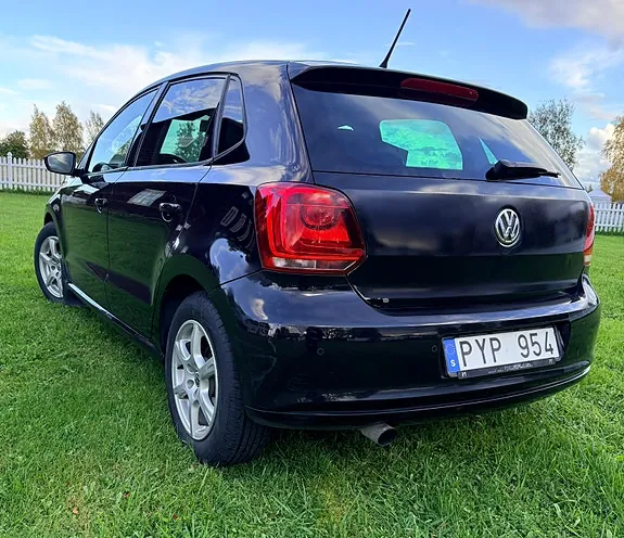 Volkswagen Polo 2010 photo 3