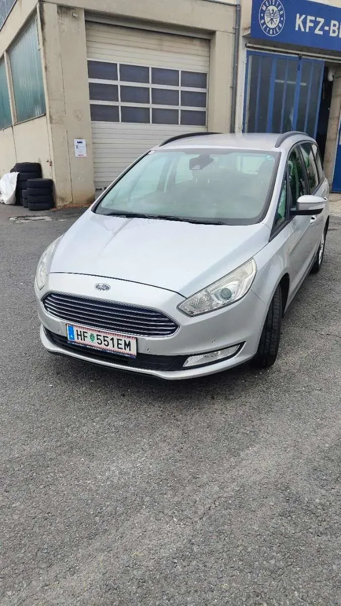 Ford Galaxy 2016 photo 3