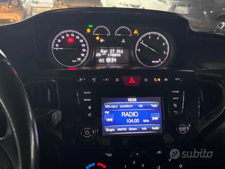 Lancia Ypsilon 2018 photo 5