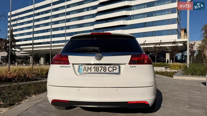 Opel Insignia 2013 photo 4