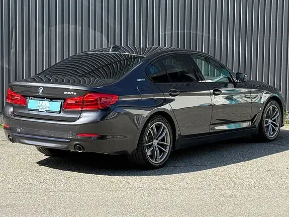 BMW 530E 2019 photo 4