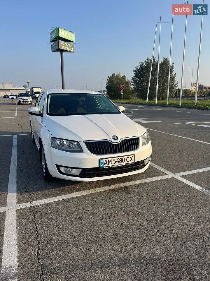 Skoda Octavia 2015 photo 2