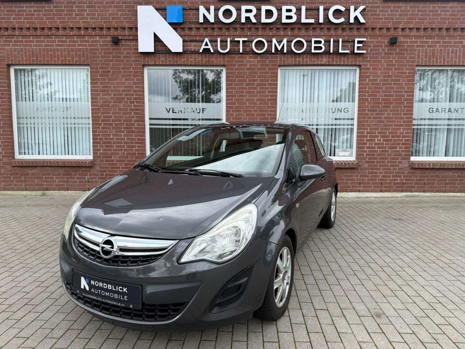 Opel Corsa D Edition