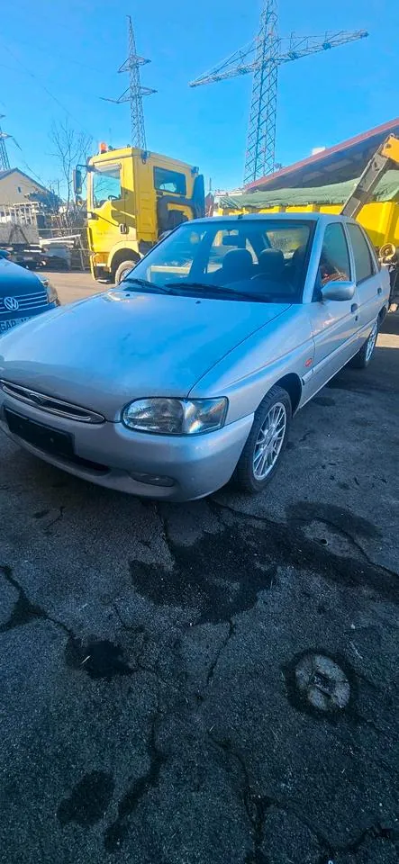Ford Escort