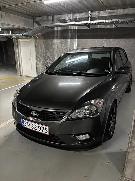 Kia Ceed 2010 photo 5
