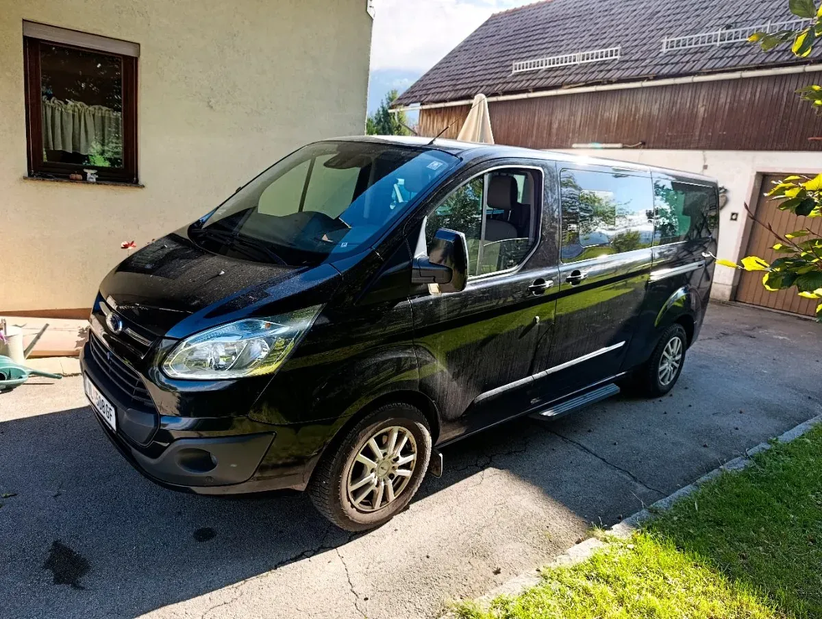 Ford Tourneo Custom