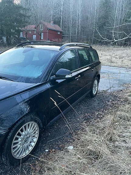 Volvo V50 2010 photo 2