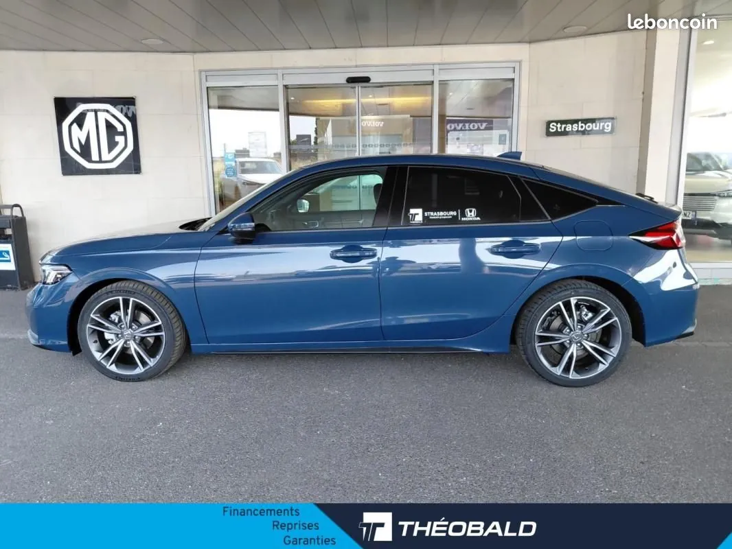Honda Civic 2026 photo 2