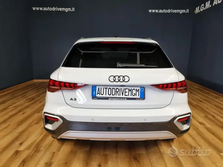 Audi A3 2024 photo 3