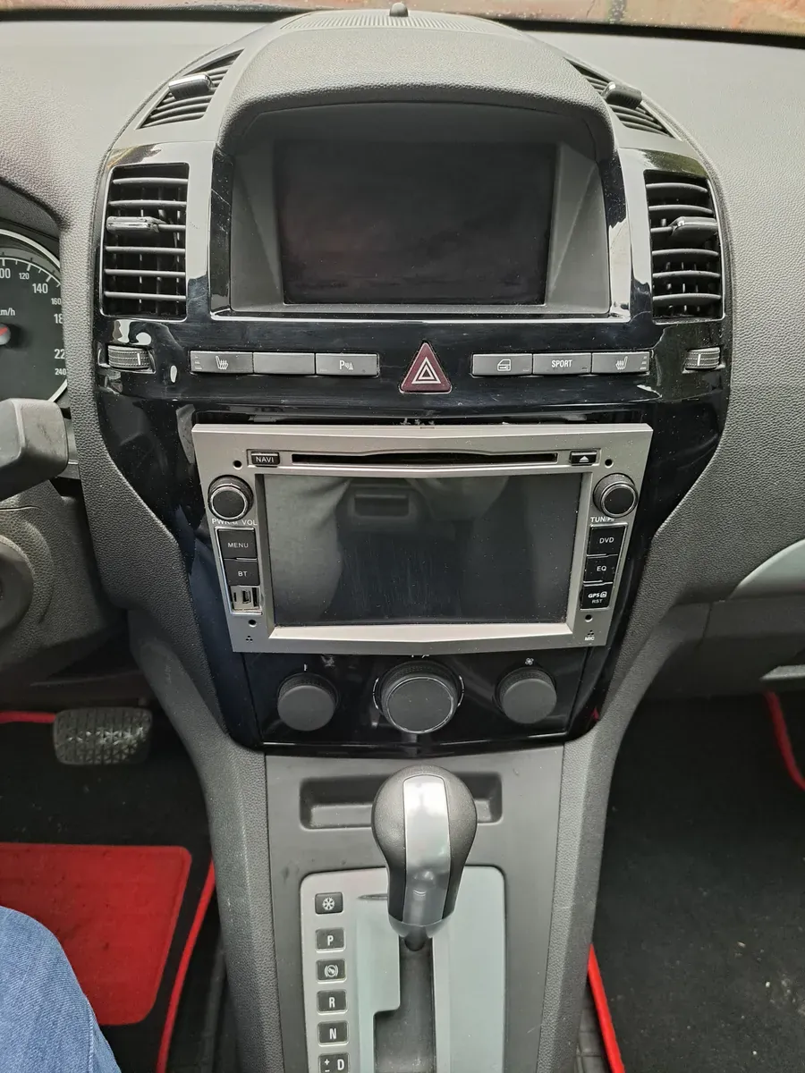Opel Zafira 2010 photo 2