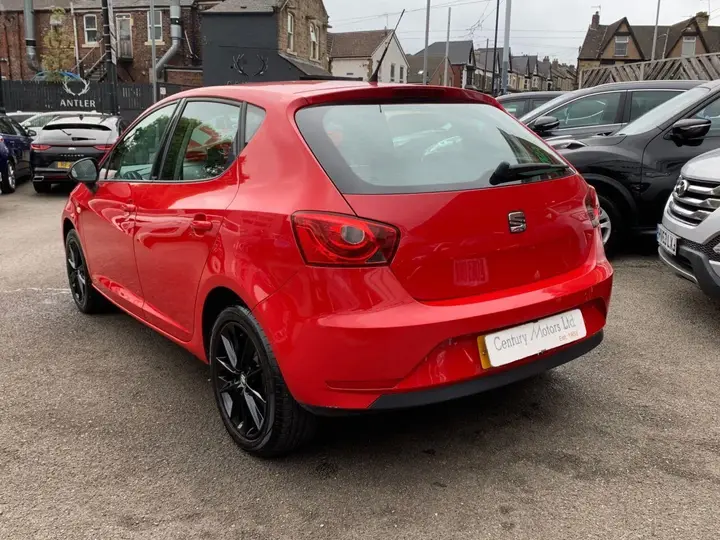Seat Ibiza 2015 photo 5