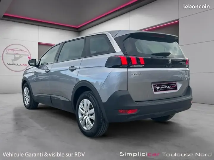 Peugeot 5008 2024 photo 3