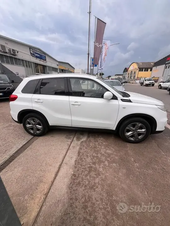 Suzuki Vitara 2017 photo 4