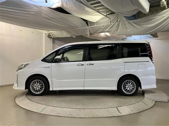 Toyota Corolla Hybrid Si Doublevie Ii 2019 photo 4