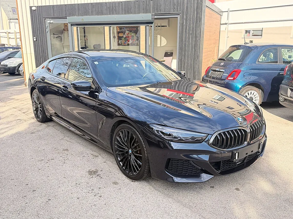 BMW 8 Series 2019 photo 2